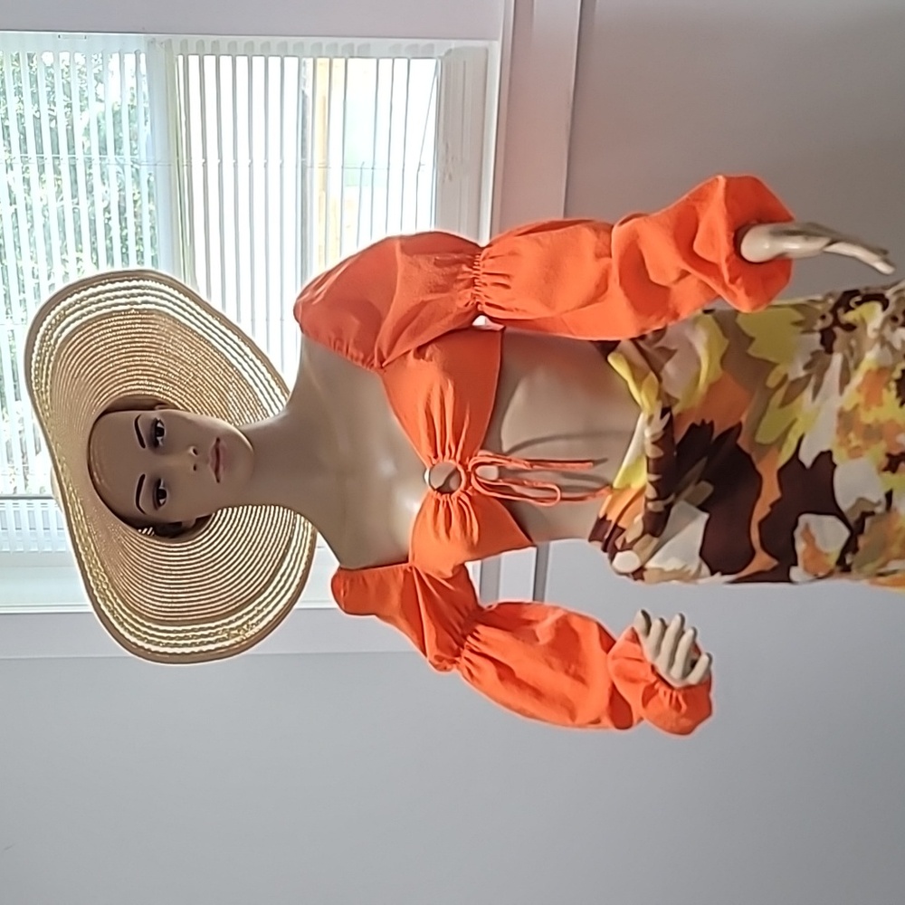 Divided Bold Orange Puff Sleeve Crop Top